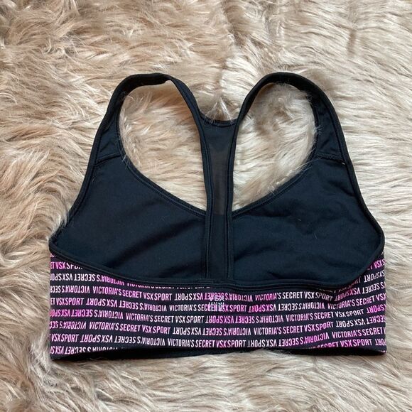 Victoria’s Secret All Over Logo Print The Player Racerback Pull Over Sports Bra - Picture 2 of 4